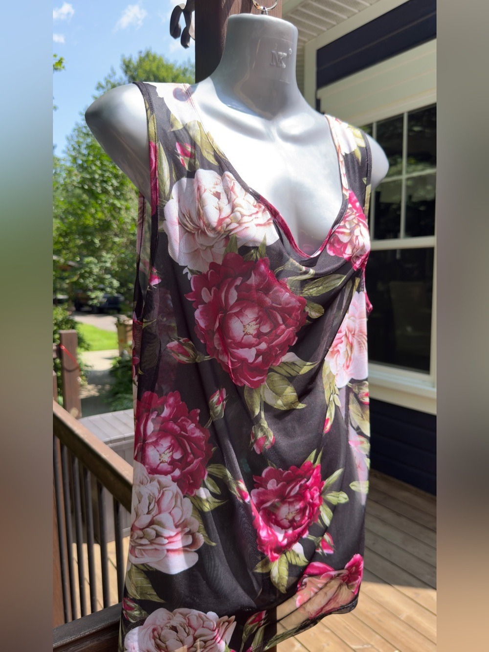 🌺🖤 Floral Cowl Neck Camisole in Black and Pink | Size Medium - Picture 4 of 11